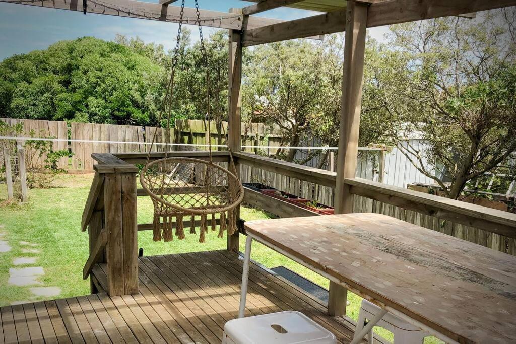 The Hangout King Beds Hammock Chairs With A View Port Campbell Εξωτερικό φωτογραφία